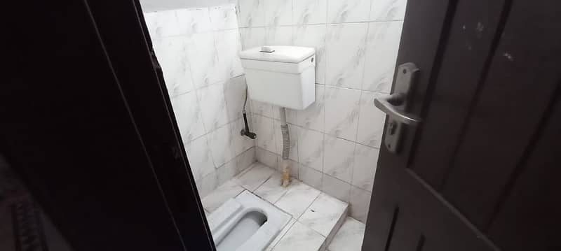 5 Marla Lower Portion Available For Rent In Johar Town J-2 Block 3