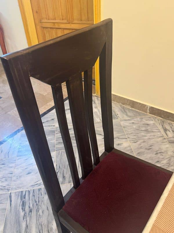 dinning table with six chairs 1