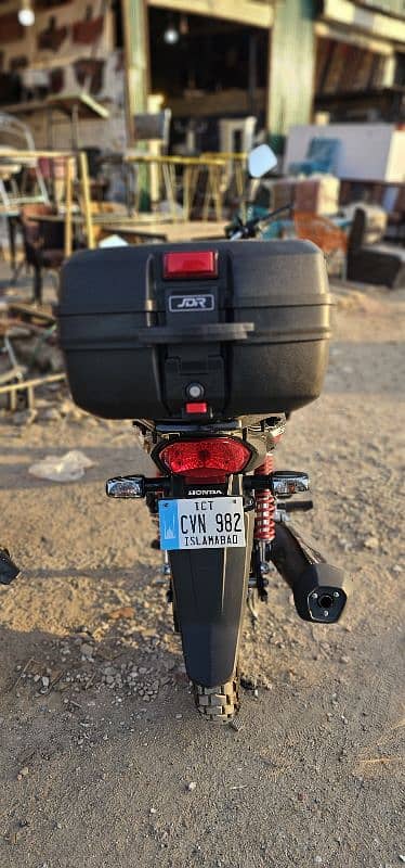 CB 150F 3