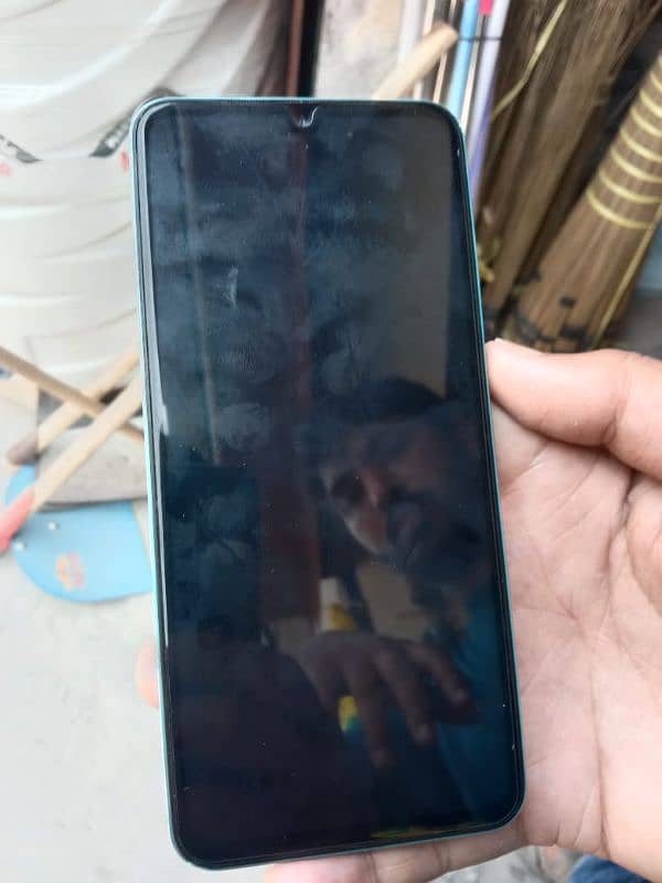 Vivo v 25 4