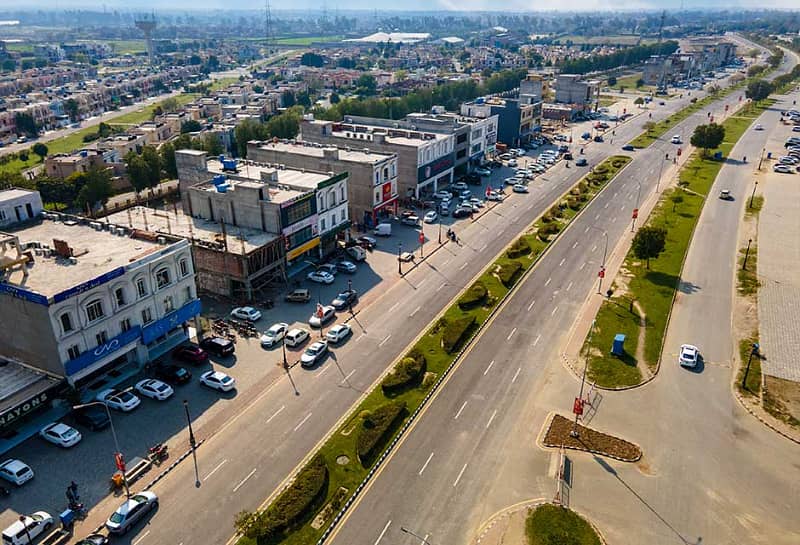 SuperHot Location 10 Marla Beautiful Residential Plot Available For Sale In Lake City Sector M-6 On Reasonable Price 31