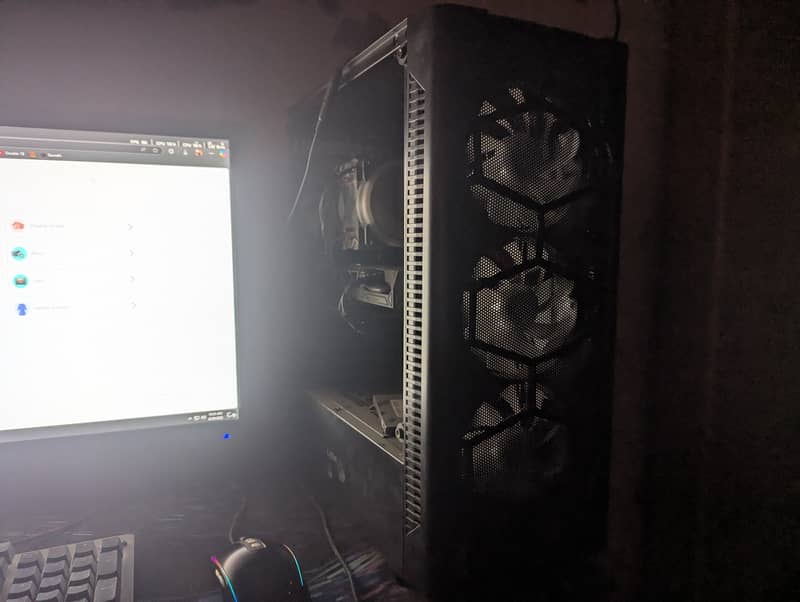 HIGH END PC i7 4790, 8GB RAM, SSD, HDD, RGB CASE, PSU, MOTHERBOARD 1