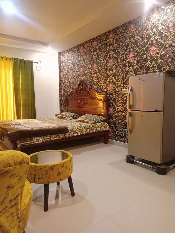 Daily bacises 1 bed rom short time coupel Allow Safe & scour 100% 0