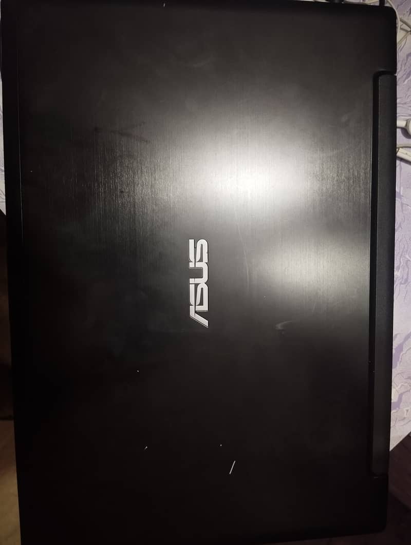 ASUS Laptop 4GB Memory 500GB HDD Intel HD Graphics 4000 17.3" Windows 4