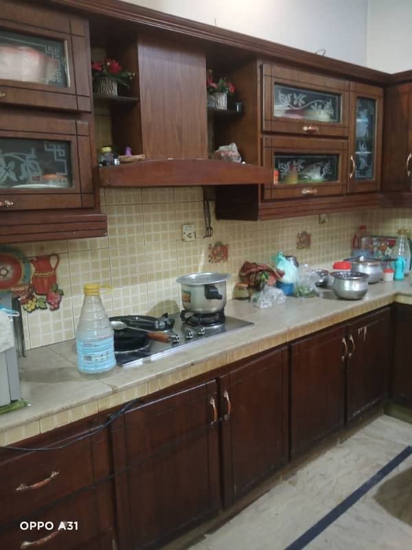 10 Marla ViP Upper Portion Urgent For Rent Prime Location in Sabzazar 1