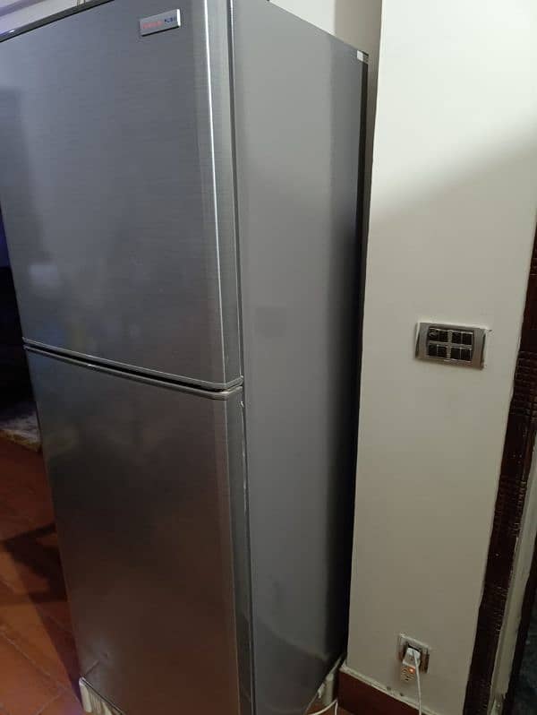 Changhong Ruba CHR-DD339Infinity 4