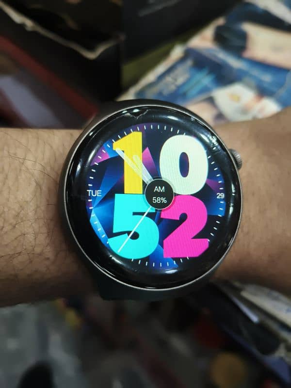 came from abroad,lush condition, with original box and 2 straps, 0