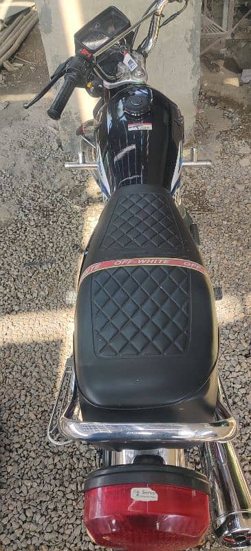 Honda CG125 6