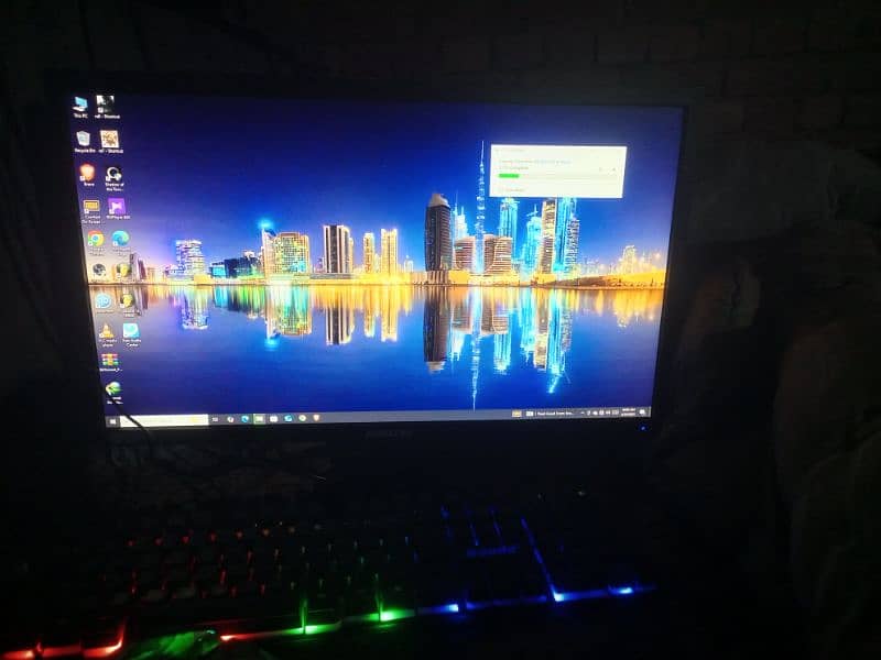 monitor 0