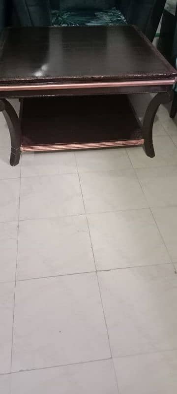center table 0