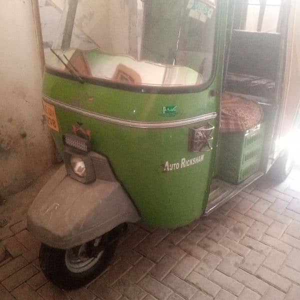 Auto Rickshaw for sale 0