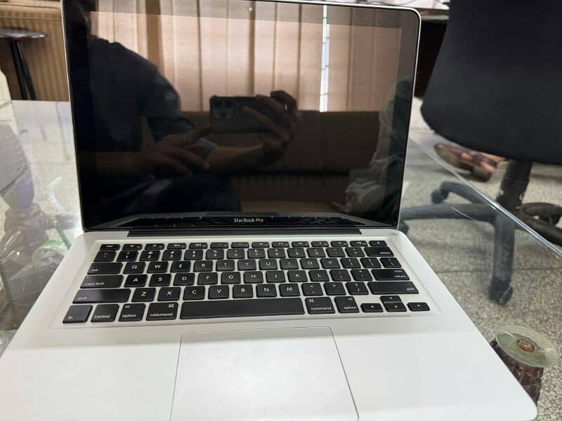 MacBook pro mid 2012 core i5 13-inch Display 8