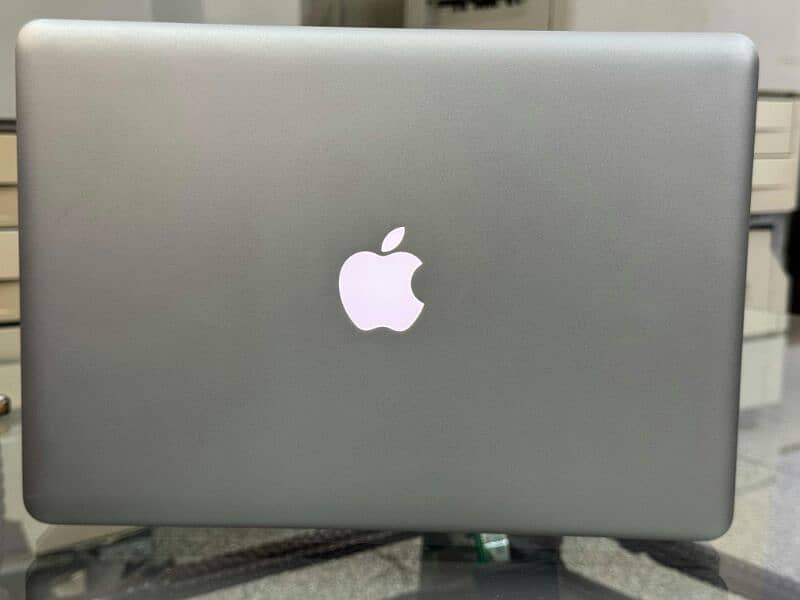 MacBook pro mid 2012 core i5 13-inch Display 13