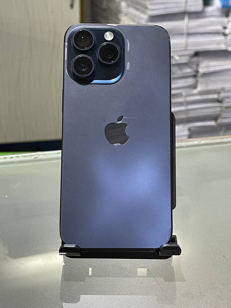 Iphone 15 Pro Max/ 512 GB 1