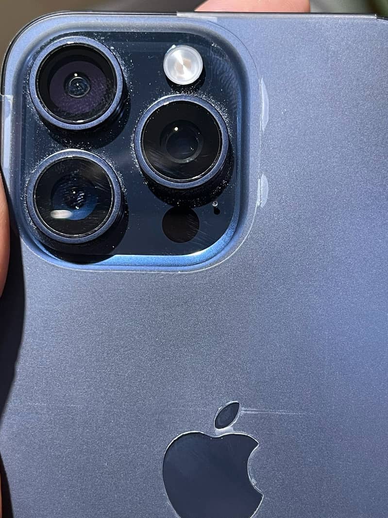 Iphone 15 Pro Max/ 512 GB 3