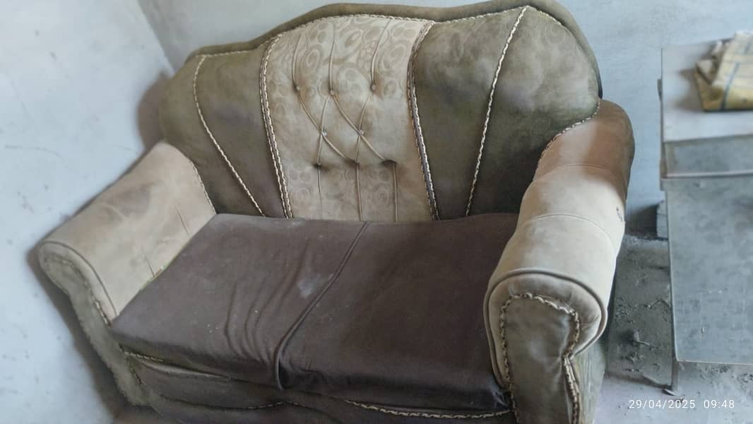 Sofa 2 seater n 1 seater 0