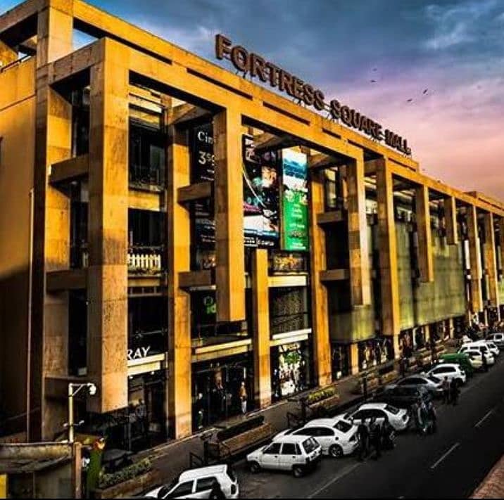 MM Alam Road Commercial Space Available For Rent 0