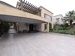 2 Kanal Designer House For Sale