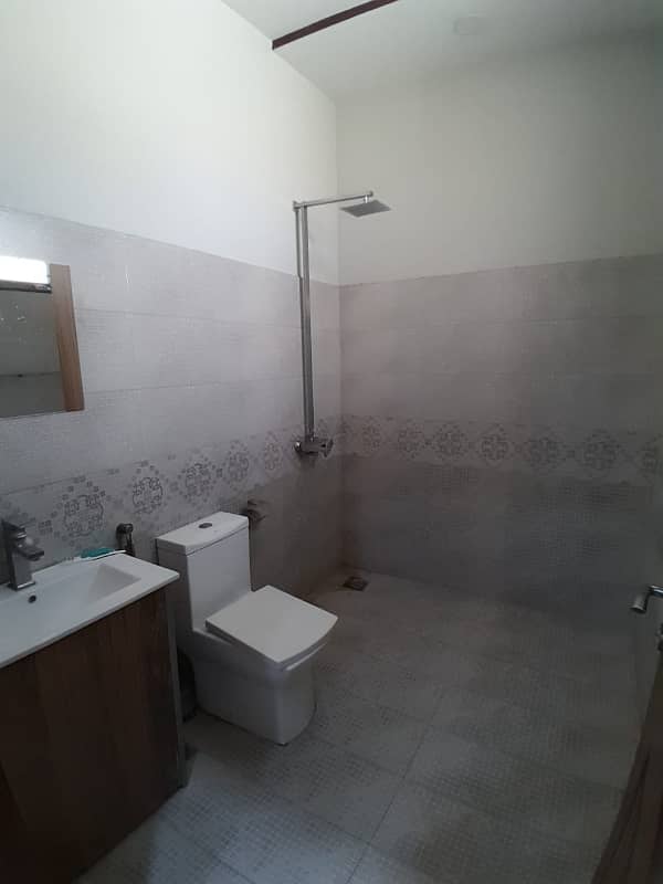 Furnished Room For Rent 3