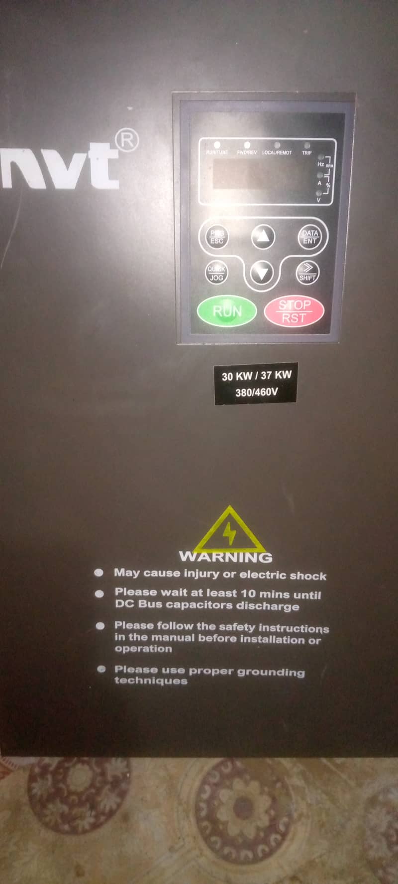 3 phase 30\37 kw inverter . 0