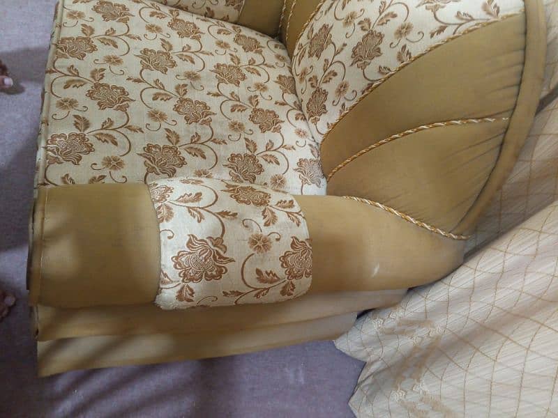 2 separate sofaa seats for sale 3