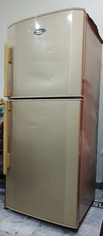 Haier fridge medium size btr thn pel,samsung,sony,orient,Mitsubishi 1