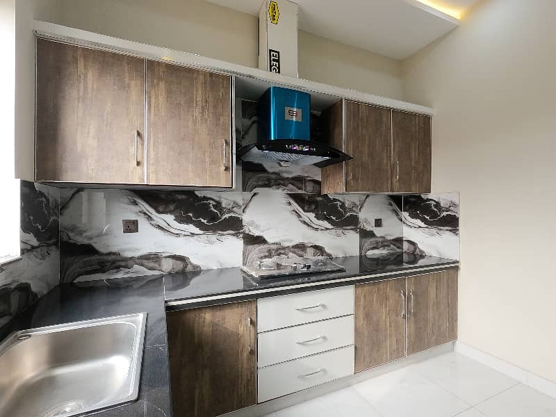 Unoccupied Prime Location House Of 10 Marla Is Available For Sale In Central Park Housing Scheme 24