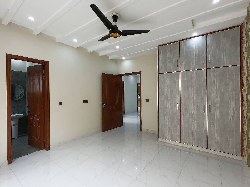 Unoccupied Prime Location House Of 10 Marla Is Available For Sale In Central Park Housing Scheme 27