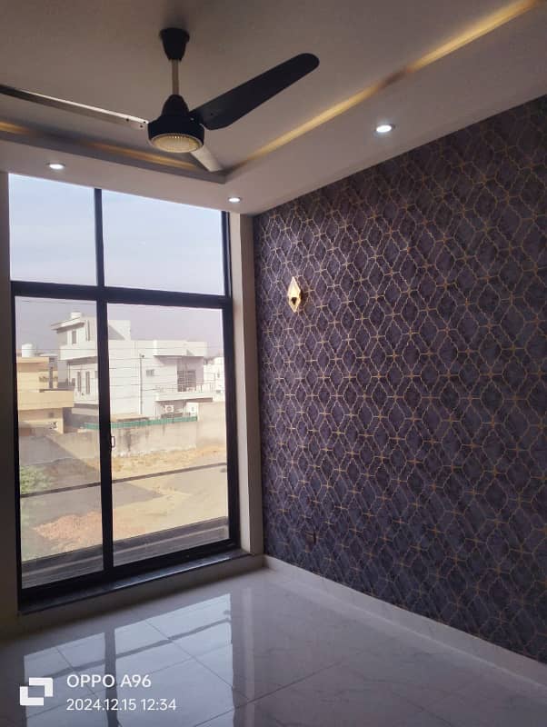 "Central Park, Block A | 10 Marla Brand New Luxury Home In VIP Lane " 15