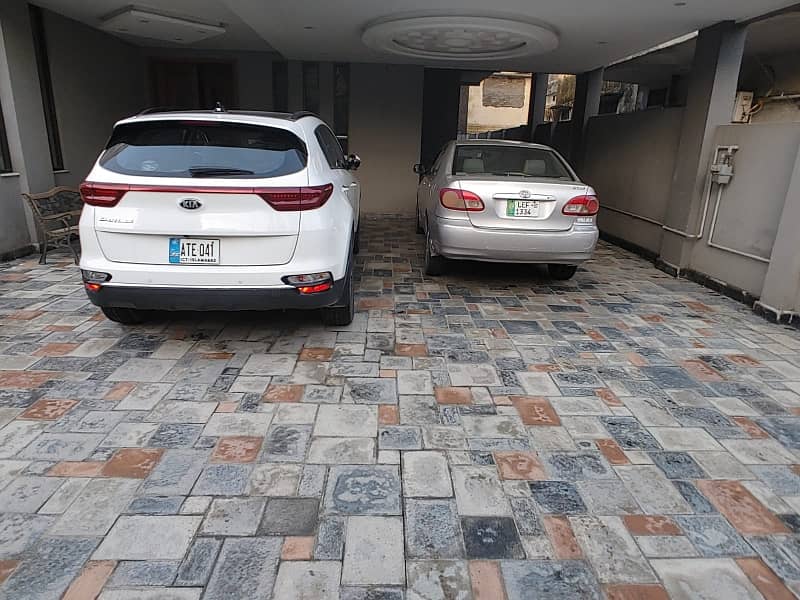 Gulberg 3 corner house for sale 0