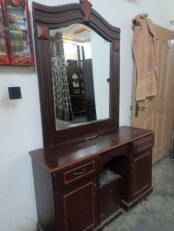 double bed with Dressing and showcase Almari 5