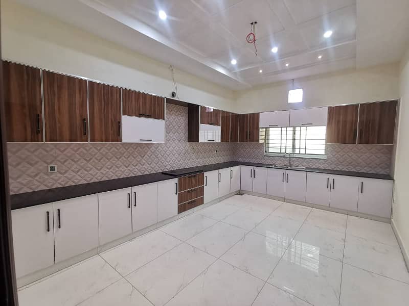 Sitara Gold Society Area Boundary Wall Satiana Road Faisalabad VIP Location 20 Marla Brand New Triple Story House For Rent 3