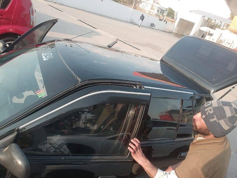 Suzuki Cultus 2007 Black 16