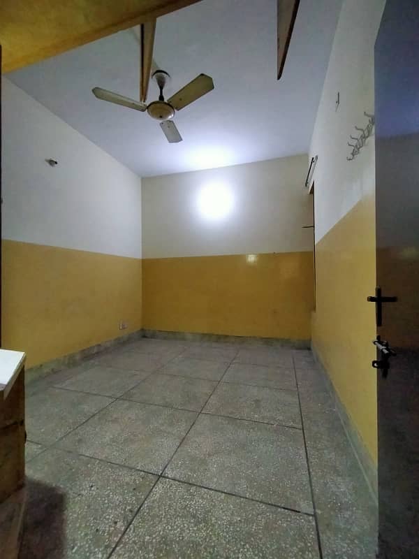Upper Portion For Rent Only Bachelor 6