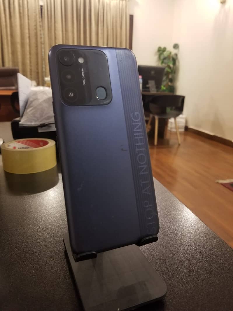 Tecno Spark 8C 8