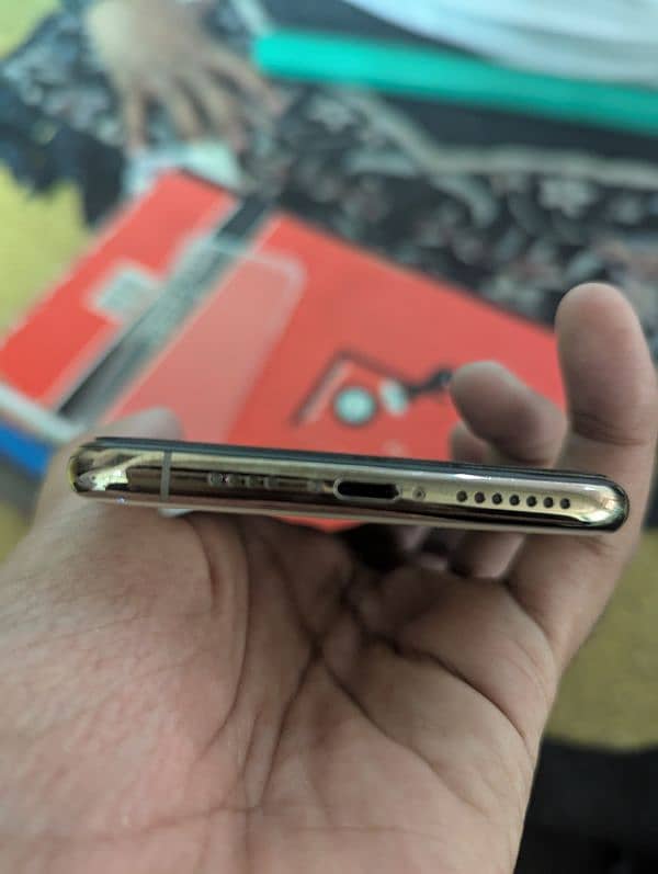 iphone xs max pta approved dual sim 256 4