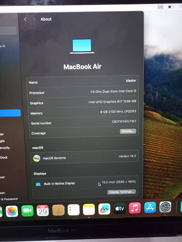 Macbook Air 2019 with apple mouse 6