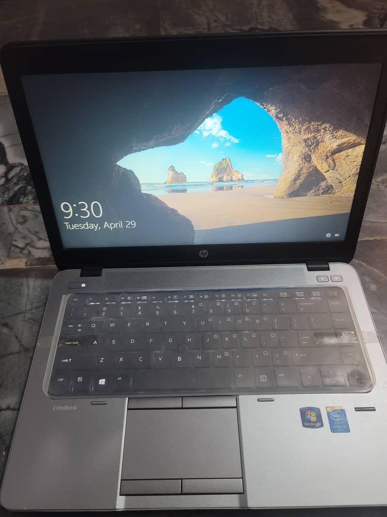 HP elitebook 840 0
