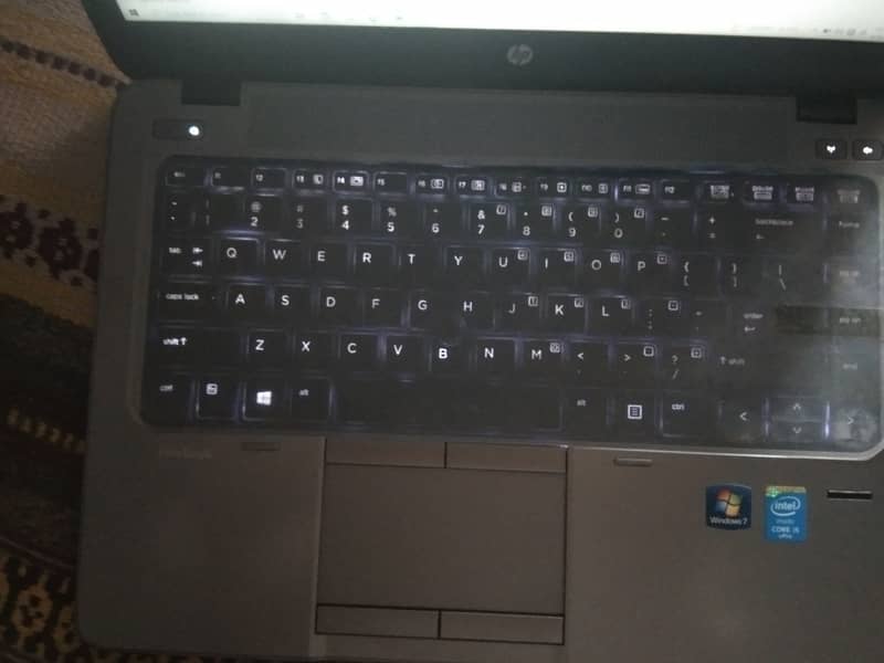 HP elitebook 840 2