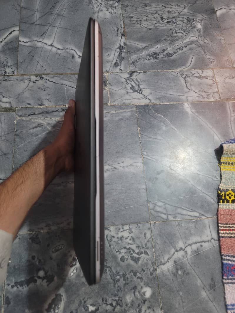HP elitebook 840 4