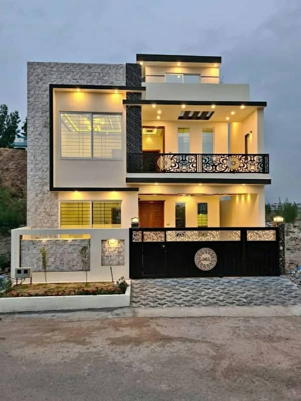 G-15 Size 30x60 Ground Portion For Rent 0