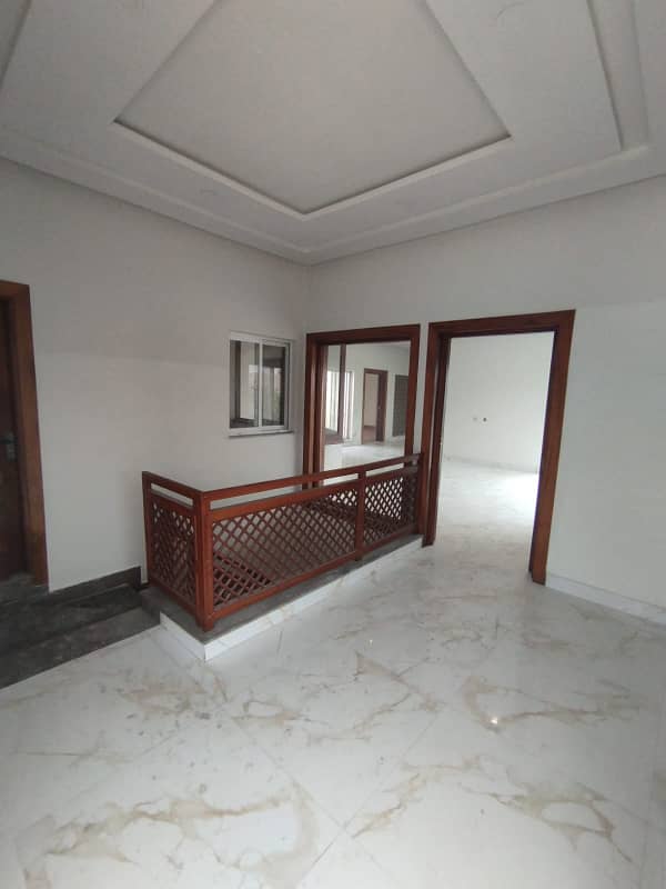 Separate Entrance - 1 Kanal Lavish Upper Portion On Top Location For Rent in DHA Phase 6 Lahore 1