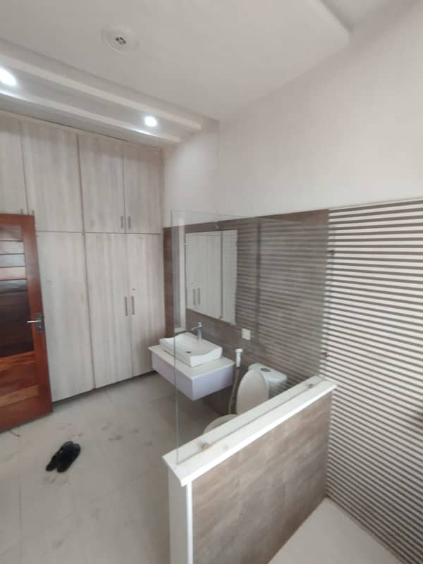 Separate Entrance - 1 Kanal Lavish Upper Portion On Top Location For Rent in DHA Phase 6 Lahore 6