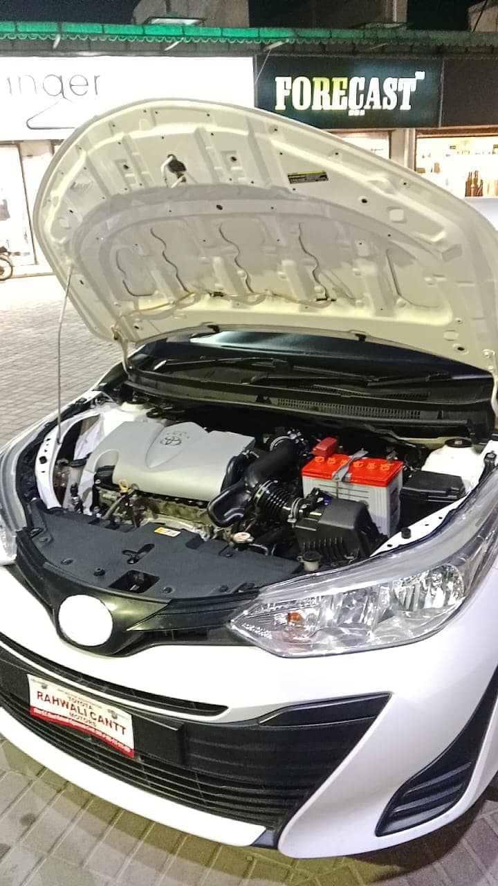 Toyota Yaris Sedan  MT 1.3 2021 Bumper To Bumper Geniune 10