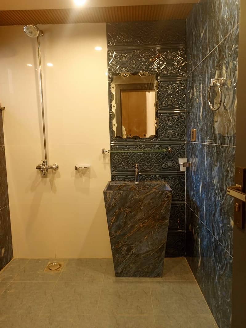 10 MARLA DOUBLE STOREY RENOVATED HOUSE FOR SALE 16