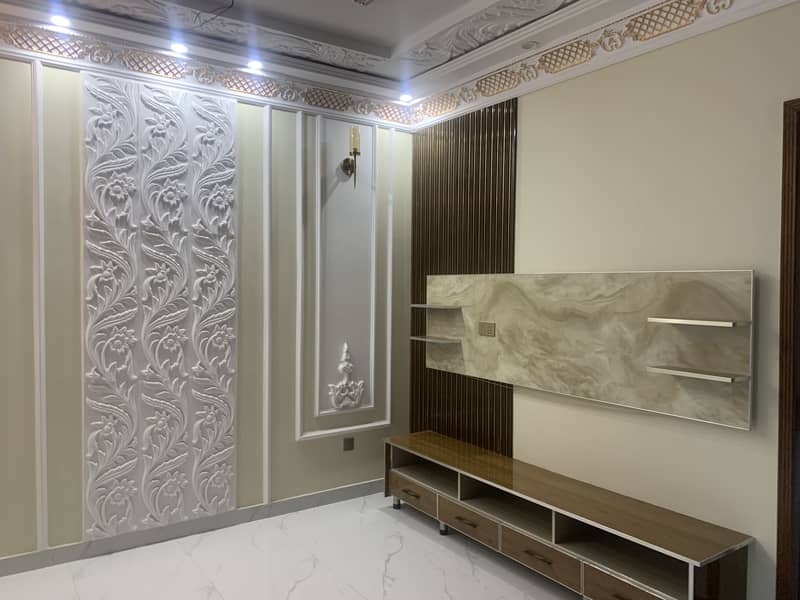 6 Marla Brand New Tripple Story Spanish Design House For Sale 10