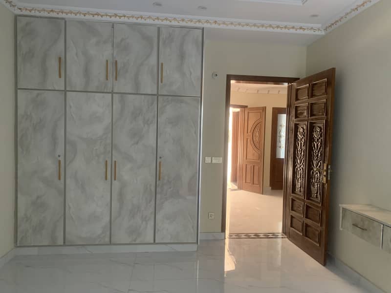 6 Marla Brand New Tripple Story Spanish Design House For Sale 12