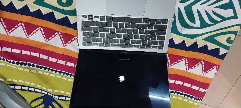 MacBook Air (Purchased Directly from US) 6