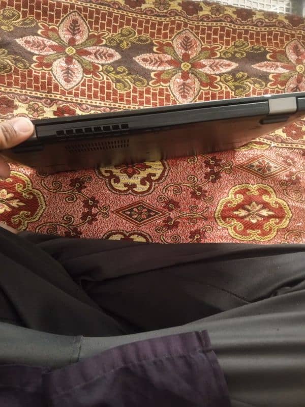 Lenovo Laptop 1
