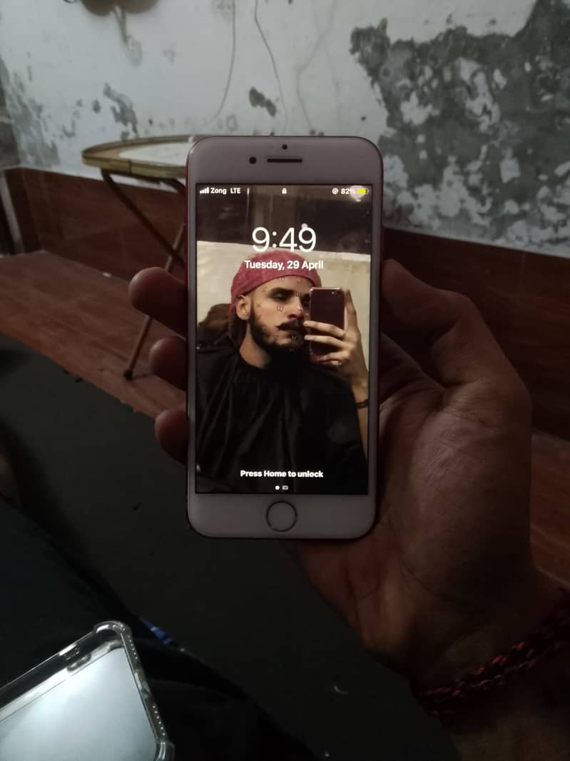 iPhone 7/128 pTA 1